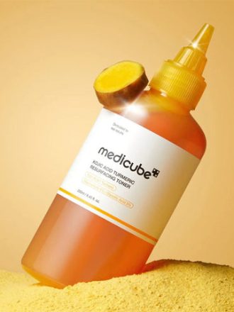 Medicube KojicAcidTurmericResurfacingToner Photo4 large.jpg