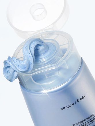 Medicube ZeroPoreSAClearCapsuleCleansingFoam Photo2 large.jpg