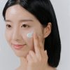 Skin1004 sun hyalu cica water fit sun serum spf50 pa 37102207860982 1000x dc45d251 8c92 4bd3 adec c57ac31bc62f 1024x1024.jpg